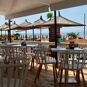 3* Отель Sunrise Cameria